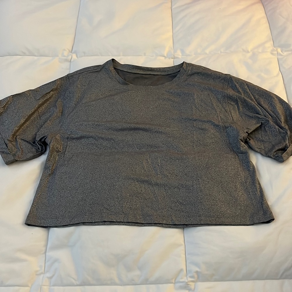 Lululemon sparkle crop top
